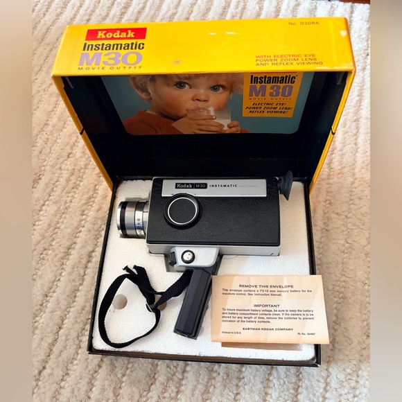 Kodak Other - Kodak Instamatic M30 Vintage Movie Camera